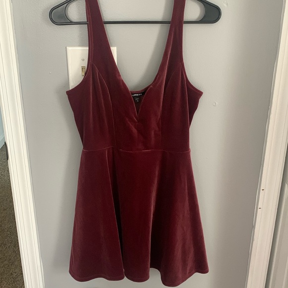 red velvet skort dress - Picture 1 of 4